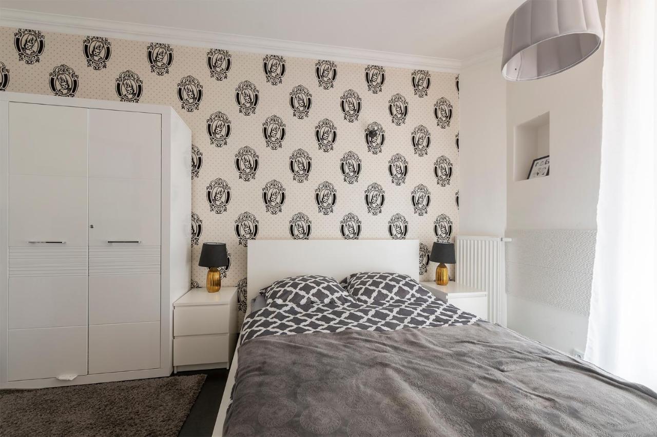 Grand Luxuryb&B -Piotrkowska St Free Parking Lodz  Ngoại thất bức ảnh