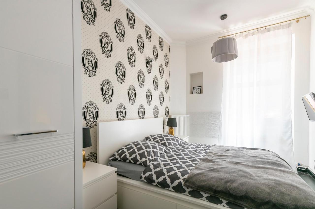 Grand Luxuryb&B -Piotrkowska St Free Parking Lodz  Ngoại thất bức ảnh
